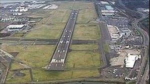 An inquiry is to be held into plans to extend the runway