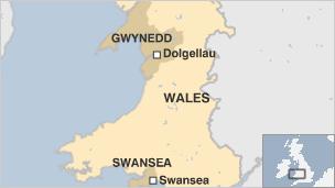 Map showing Dolgellau and Swansea