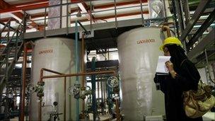 A journalist on a tour of the Bushehr power plant (file photo)