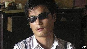 Chen Guangcheng (file photo 2006)