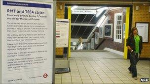 A sign announcing the Tube strike
