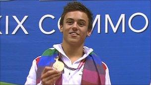 Tom Daley with Commonwealth gold medal