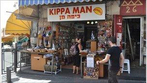 Kippa shop in Jerusalem