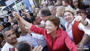 Dilma Rousseff campaigning in Guarulhos, Sao Paulo