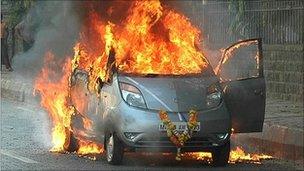 Nano on fire in Mumbai