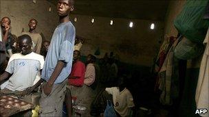 Congolese prisoners in an overcrowded jail (Archive shot from 2006)