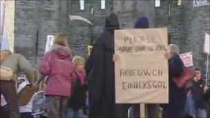 Protest at Caernarfon Castle