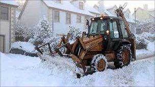 Snow plough in Dromore (Paul McFarland)