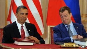 US President Barack Obama and Russian President Dmitry Medvedev