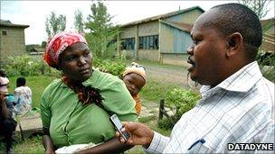 Rural health worker using Episurveyor