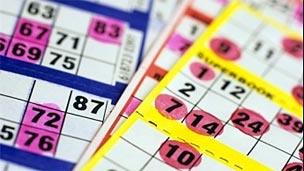 Offer bingo to hospital patients 'to boost morale' - BBC News