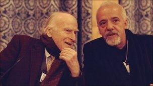 Yehudi Menuhin and Paulo Coelho in Davos