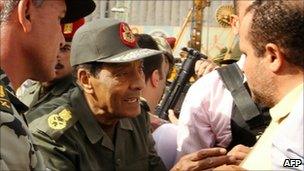 Field Marshal Mohamad Hussain Tantawi visiting Tahrir Square, Cairo (30 January 2011)