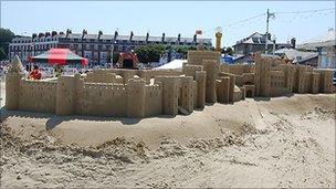 Windsor Castle recreated in sand on Weymouth beach in June 2009, by sculptor Mark Anderson.