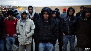 Migrants on Lampedusa, 21 Feb 11