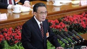 Wu Bangguo speaks to the NPC on 10 March 2011