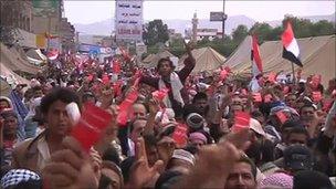 Anti-government protesters in the Yemeni capital Sanaa, 25 March