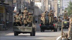 Pakistani troops in Bannu (file picture)