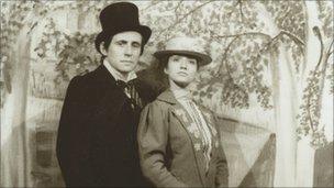 Gabriel Byrne and his then wife Ellen Barkin