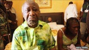 Laurent Gbagbo and his wife, Simone, at the Golf Hotel in Abidjan (11 April 2011)