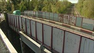 Goose Green bridge