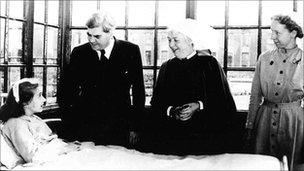 Health minister Aneurin Bevan talks to the first NHS patient in 1948 [photo courtesy of Trafford Healthcare NHS Trust]