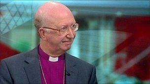 Bishop of Oxford backs non-Christian church marriages - BBC News