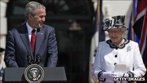 George Bush with the Queen in 2007