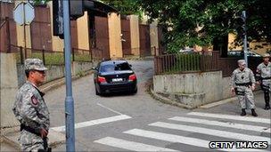 Car reportedly driving away General Ratko Mladic