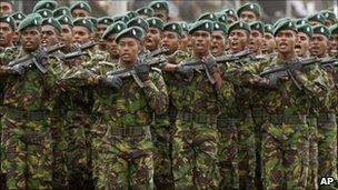 Sri Lankan Special Task Force soldiers participate in the victory day parade