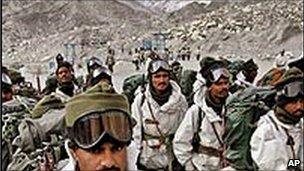 Indian troops in Siachen