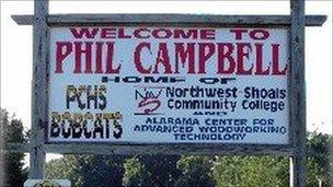 Welcome to Phil Campbell sign in Phil Campbell, Alabama