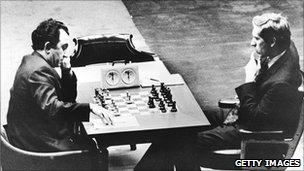 Tigran Petrosian takes on Fischer