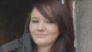 Missing teenager Danielle Farrar found after appeal - BBC News