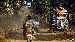 Indian villagers and paramilitaries