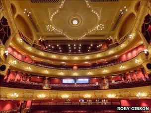 Реставрация Королевского театра. Фото: Рори Гибсон