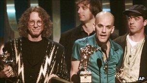 REM accept the award for Video Vanguard during the 1995 MTV Video Music Awards in New York