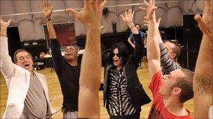 Michael Jackson in rehearsals