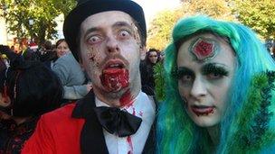 Brighton zombie walk