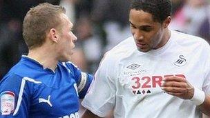 Craig Bellamy ac Ashley Williams