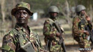 Kenyan troops near Somali border