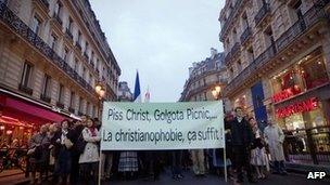 Christians protest in Paris against Golgota Picnic, 29 October