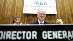 IAEA Director-General Yukiya Amano (C) at the board of governors conference at the agency headquarters in Vienna