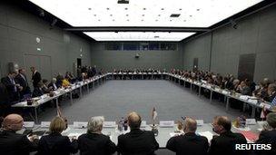 German Federal and state ministers attend conference on far right violence