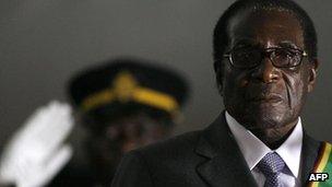 Zimbabwean President Robert Mugabe is sworn in for a sixth term in office in Harare on 29 June 2008 (file image)