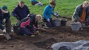 Archaeological dig in Steventon