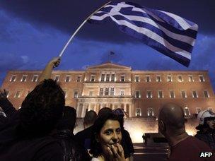 Protesters demonstrate in front of the Greek parliament in Athens against a new austerity package (May 26 2011)