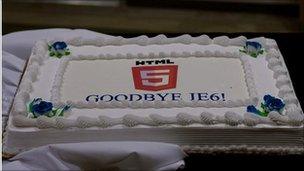 Cake saying Goodbye IE6