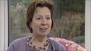 Diana Wallis MEP's husband Stewart Arnold declines seat - BBC News