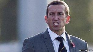 Rheolwr Casnewydd Justin Edinburgh